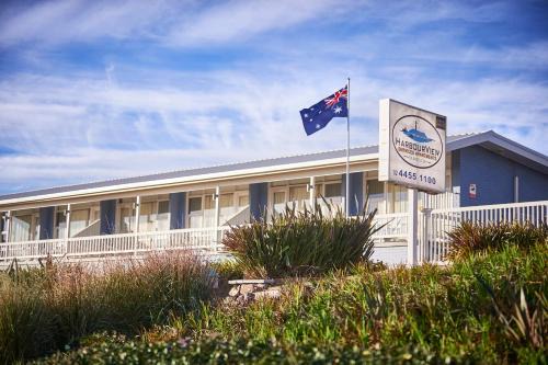 Ulladulla Hotel | Harbour View Apartments