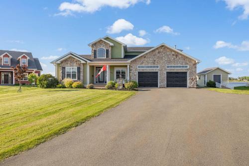 Stratford Villa | Harbour View Haven