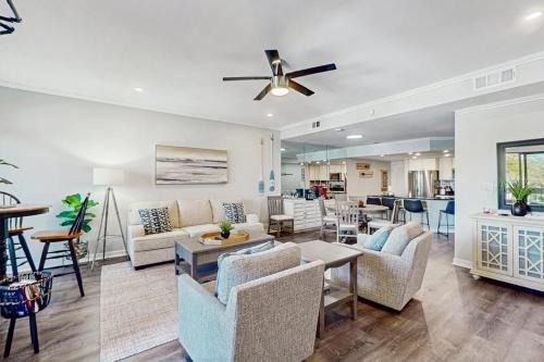 Shelter Cove Villa | Harbourside 7127