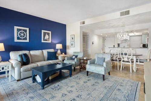 Shelter Cove House | Harbourside 7106