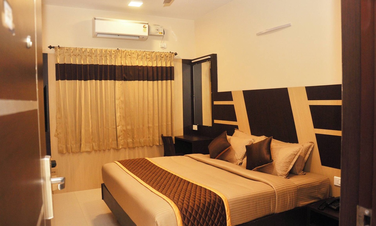 Coimbatore Hotel | Harikrishna Park