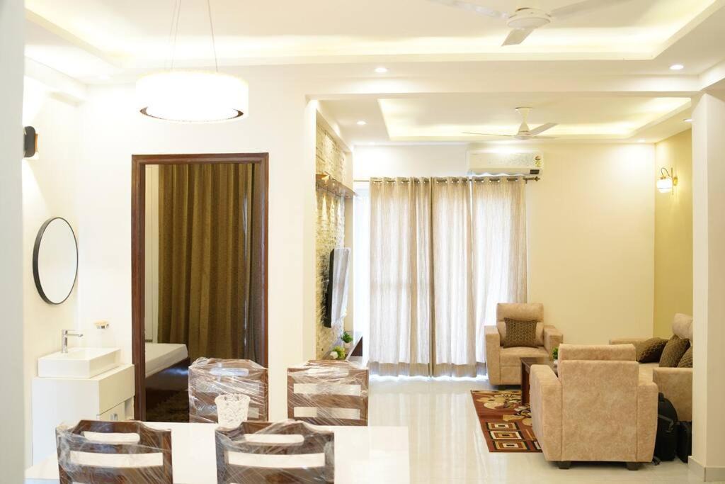 Mohali Apartment | Harmony Haven - Luxurious 3 BHK Haven for All