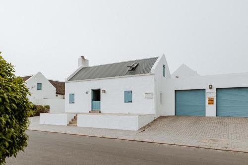 Paternoster Apartment | Harmony House