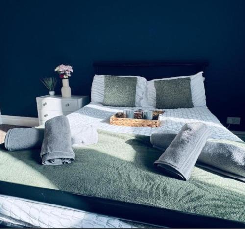 Stainburn Apartment | Harrington House - Perfect for contractors Sleeps 15