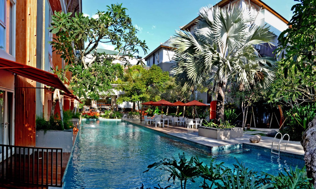 Sunset Road Hotel | HARRIS Hotel & Residence Sunset Road Bali