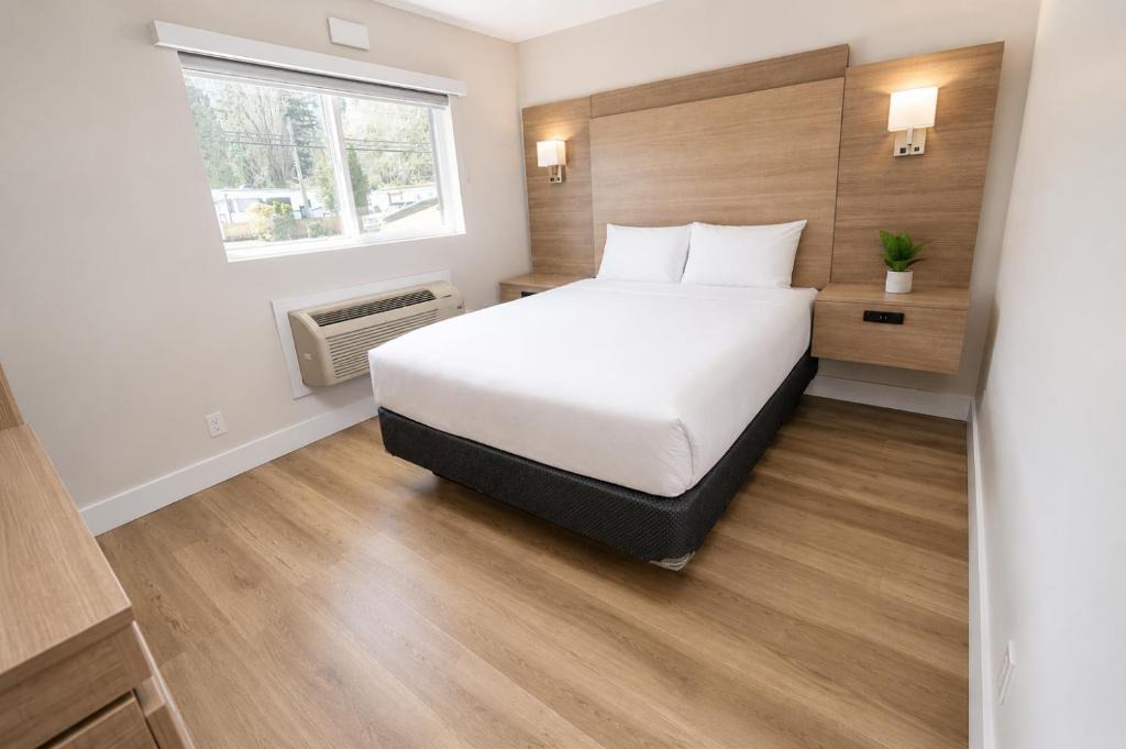 Harrison Hot Springs Hotel | Harrison Grand Motel