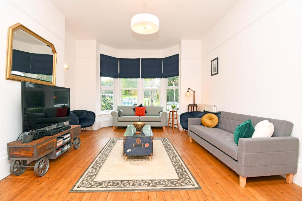 Harrogate Apartment | Harrogate Self Catering - The Valley Gardens View