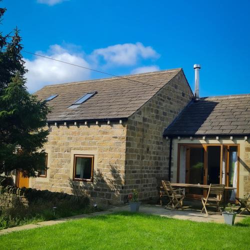 Hoylandswaine House | Hartcliffe Retreat