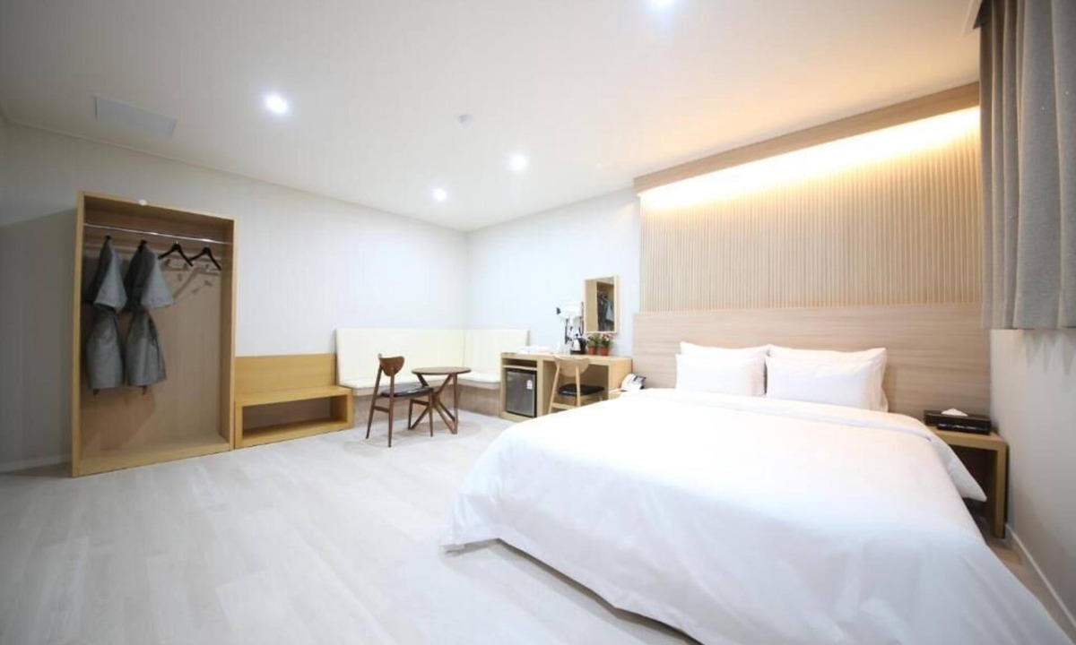 Jinhae Hotel | HARU HOTEL