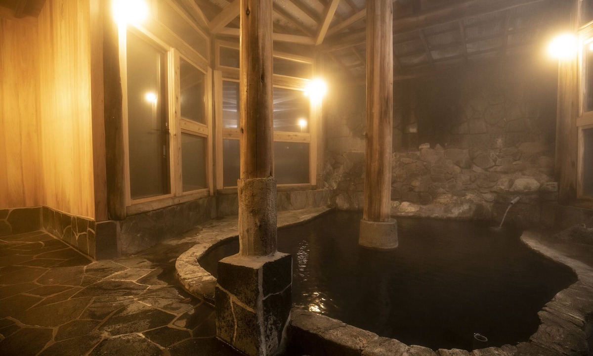 Oze Nationak Park House | Hatcho No Yu
