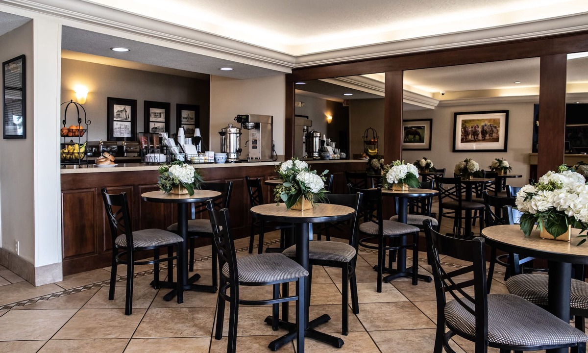 Leitchfield Hotel | Hatfield Inn