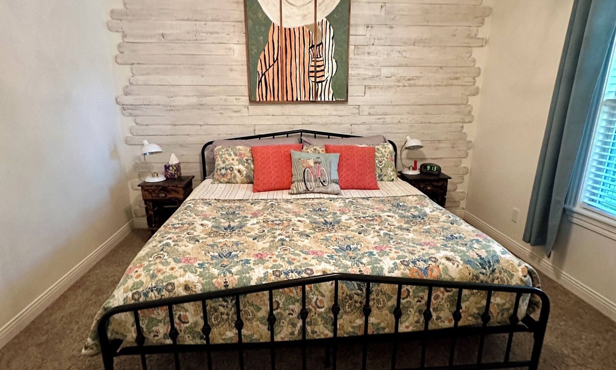 Columbia House | Hatteras Hideaway - Perfect for wanting to enjoy all that Columbia has to offer.