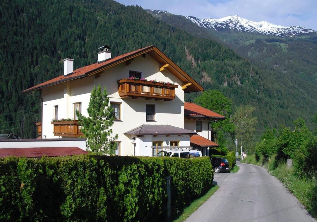 Oberlienz Apartment | Haus Grünbacher