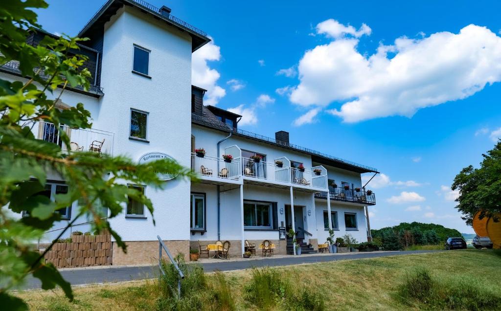 Langscheid House | Haus Koinonia