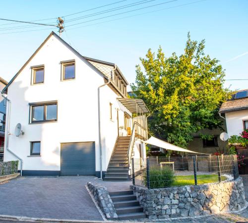 Werlau House | Haus Toni