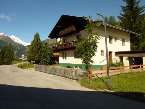 Heiligenblut House | Haus Valentin
