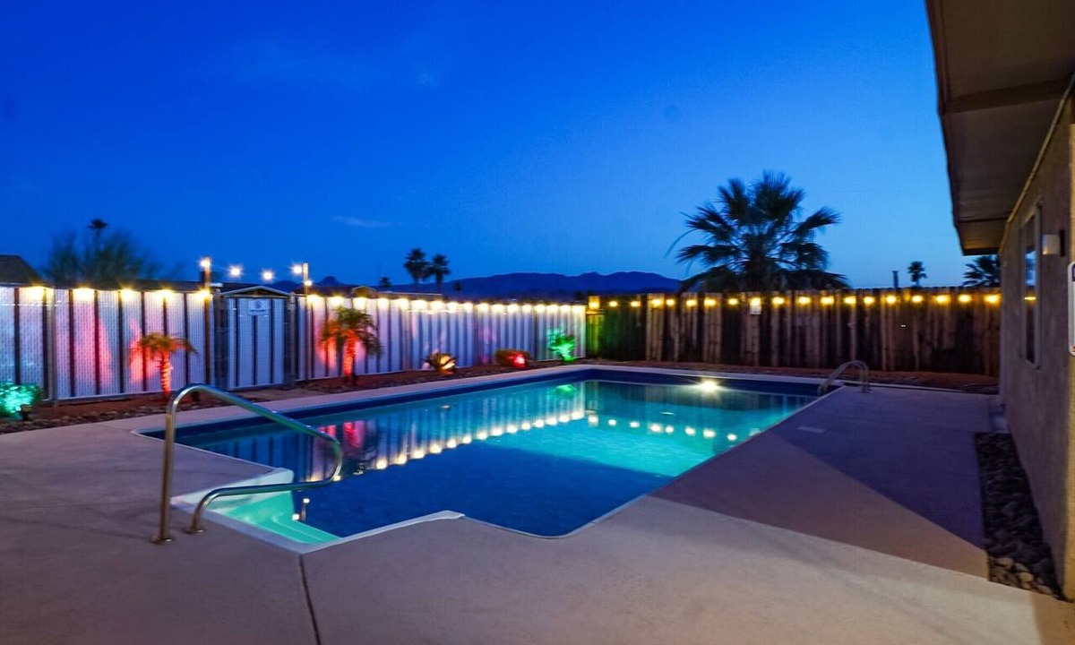 Lake Havasu City House | Havasu Hot Spot w/Heated Pool, Game Room, Plenty of Parking & King Beds.
