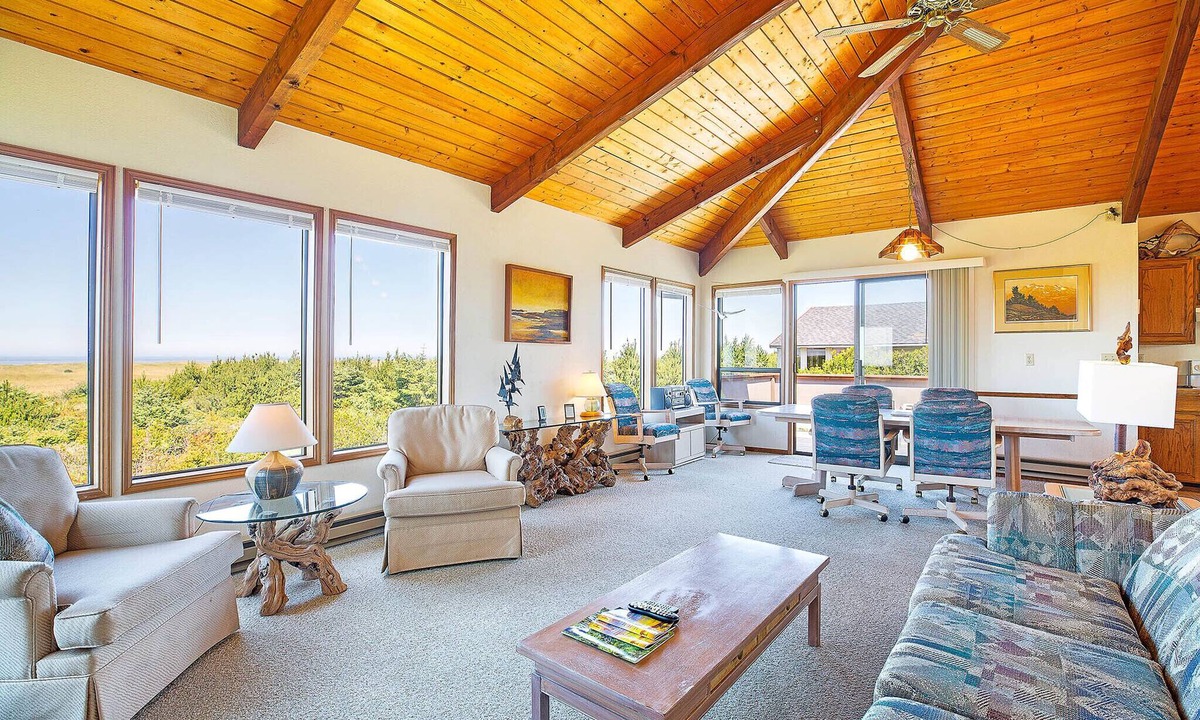 Copalis Beach House | Haven Hideaway - Ocean Views from Every Room