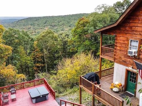 Hickory Hills House | Haven View Retreat