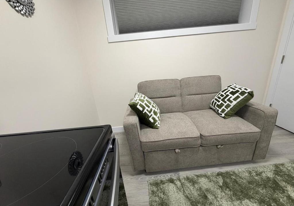 Regina Apartment | Havilah Cozy