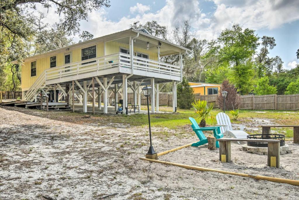 Edgar House | Hawthorne Hideaway w/Waterfront Fire Pit!