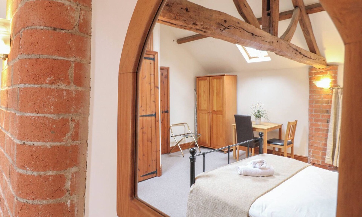 Castle Donington Cottage | Hayloft