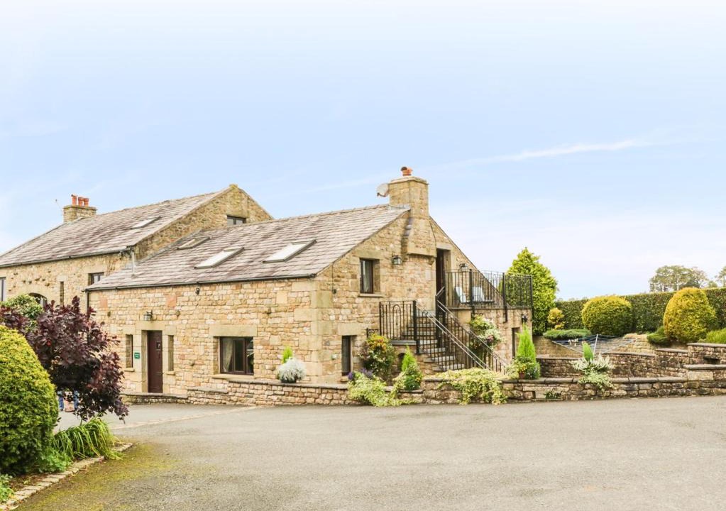 Ingleton House | Hazelwood Cottage