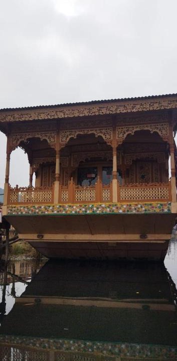 Dal Lake Hotel | Hb new export