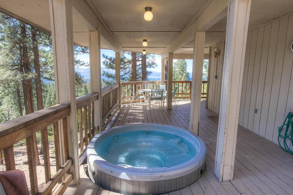 South Lake Tahoe House | HCH1221 - Tahoe Bonoff Venture