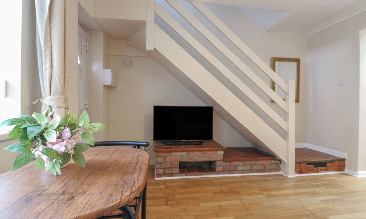 Watford Cottage | Headmasters Hollow
