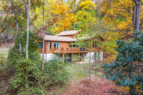 Berkeley Springs Ski Chalet | Healing House - Healing Escape