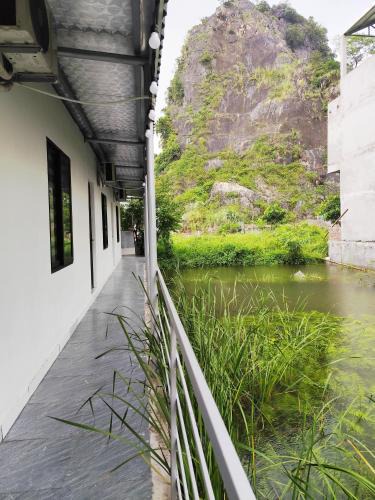 Hoa Lu Hotel | Heartfelt Hideaway