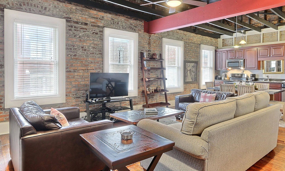 Historic District - North House | Heated Pool Access | 5*Clean | Flex Cancelation