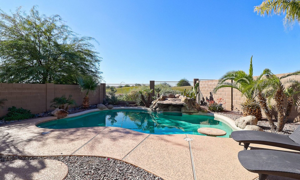 Sundance House | Heated Pool on Golf Course with Mountain Views.