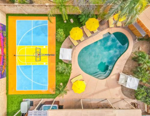 Paradise Valley Village House | Heated Pool Spa Sauna Cold Plunge Pickleball