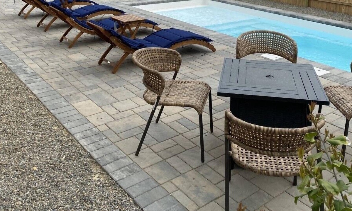Surf City House | Heated Pool~ Steps to Ocean~ Fantastic Location! Fri-Fri *Families only
