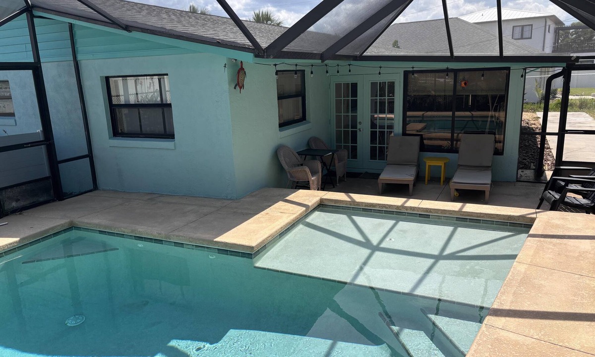 Beau Rivage Shores House | Heated pool, Very Kid and Dog Friendly & steps to the beach