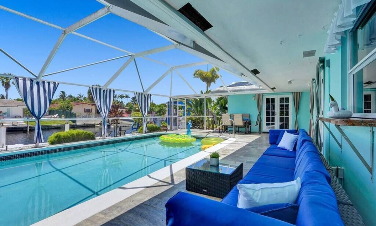 Coral Ridge Isles Villa | Heated Pool-Waterfront 4BD Villa: Deck&BBQ
