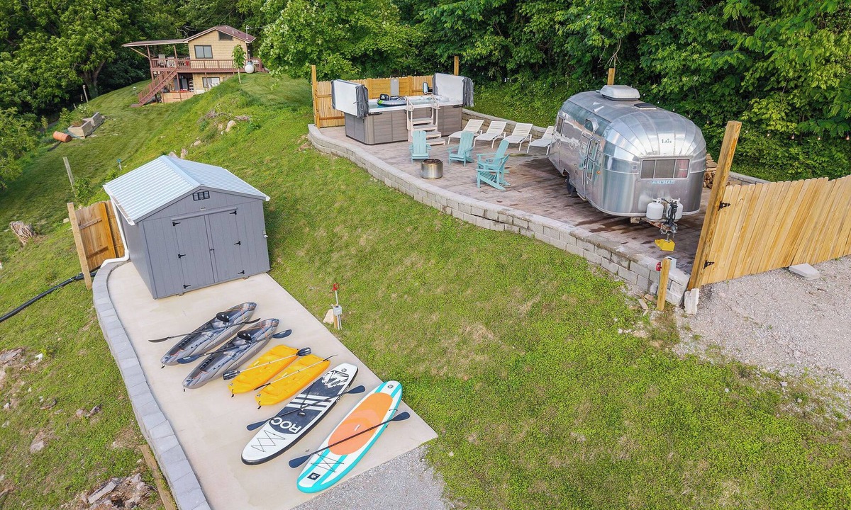 Baxter House | Heated Spa/Pool | Lake Access | Beach | Views