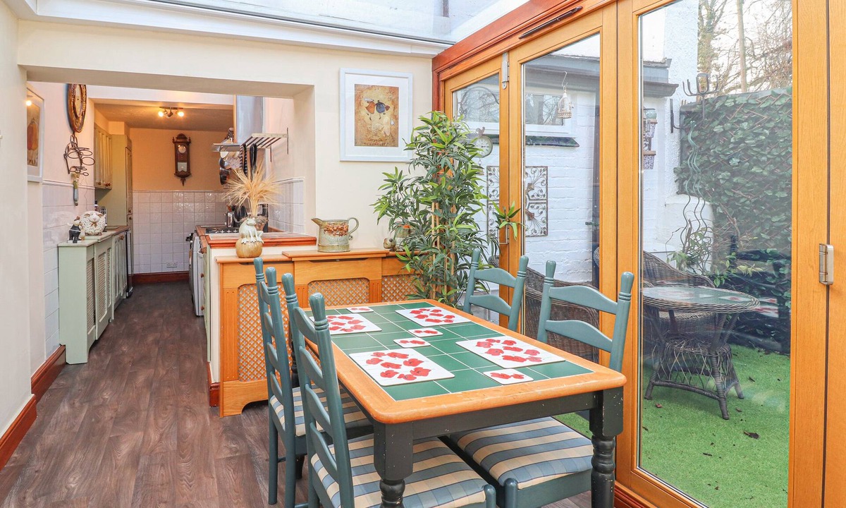 Knutsford Cottage | Heath Corner