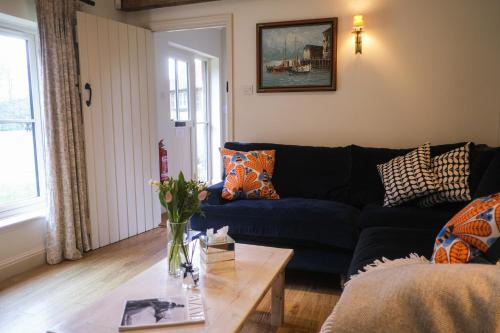 Easebourne House | Heathend