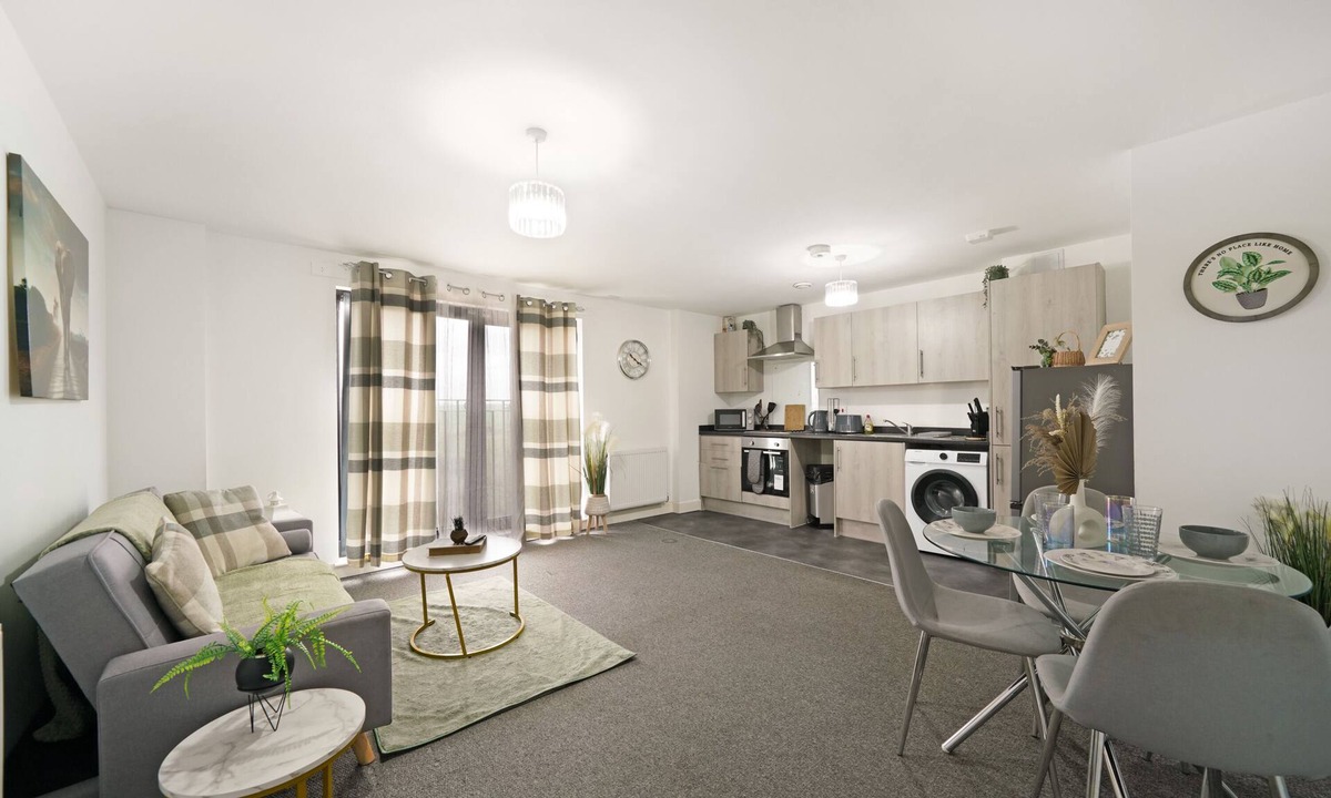 George Green Apartment | Heathrow Gateway Apartments with Private Parking53