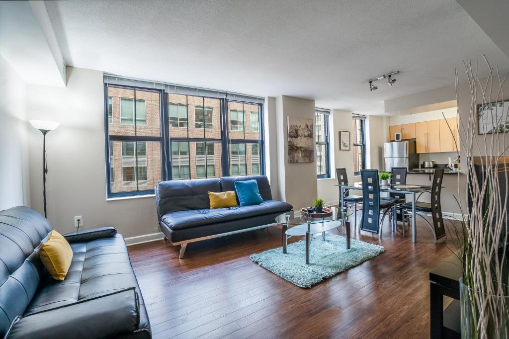 Baltimore Apartment | Heaven On Baltimore at Harborfront