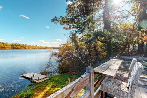 Plymouth House | Heavenly Lakefront