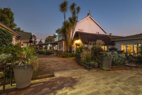 Lions River Hotel | Hebron Haven Hotel
