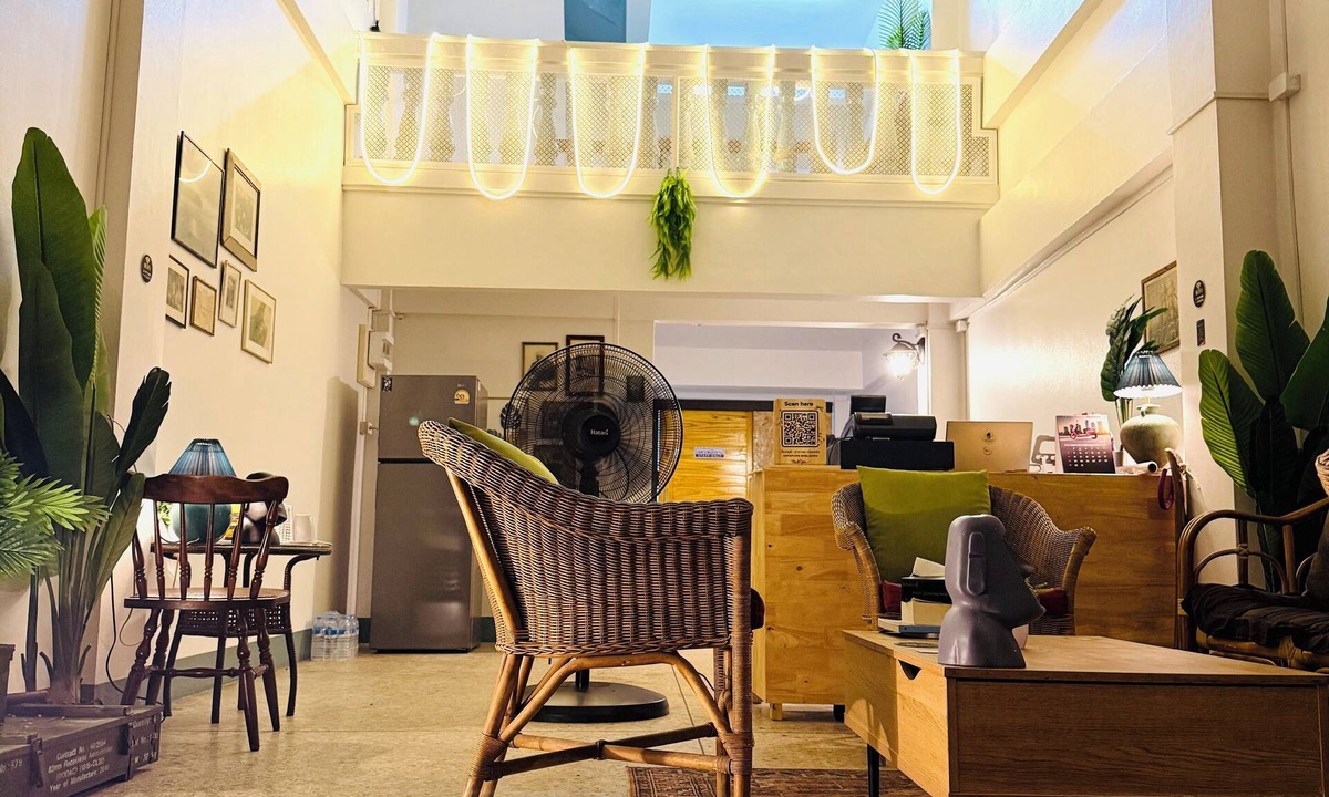 Nai Muang Hostel | Hee Pee hostel