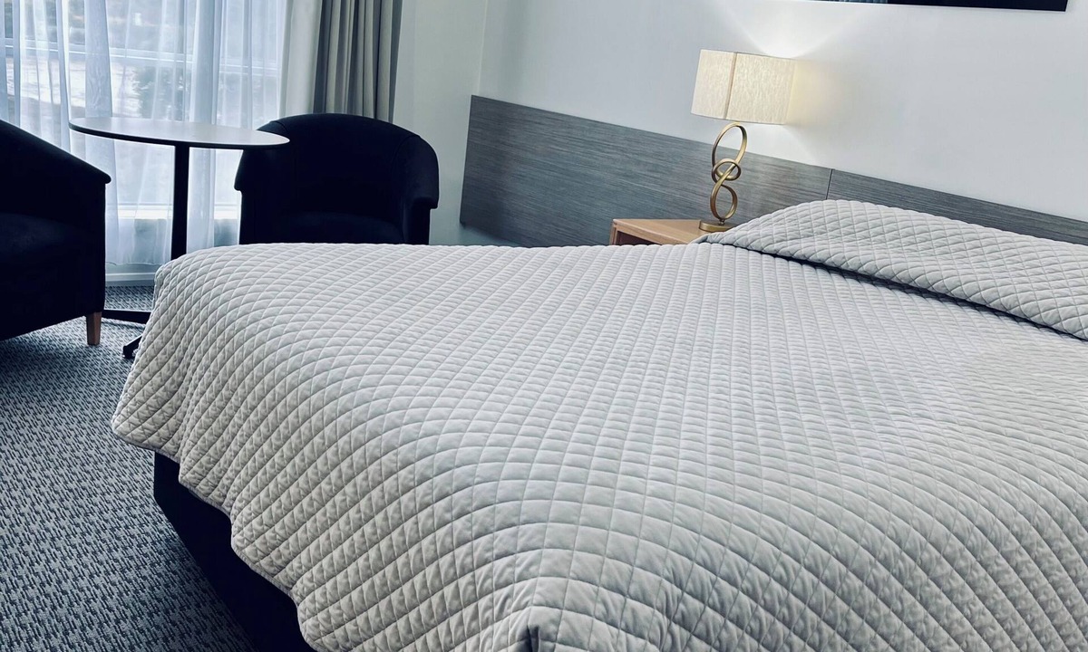 Zeehan Hotel | Heemskirk Motor Hotel