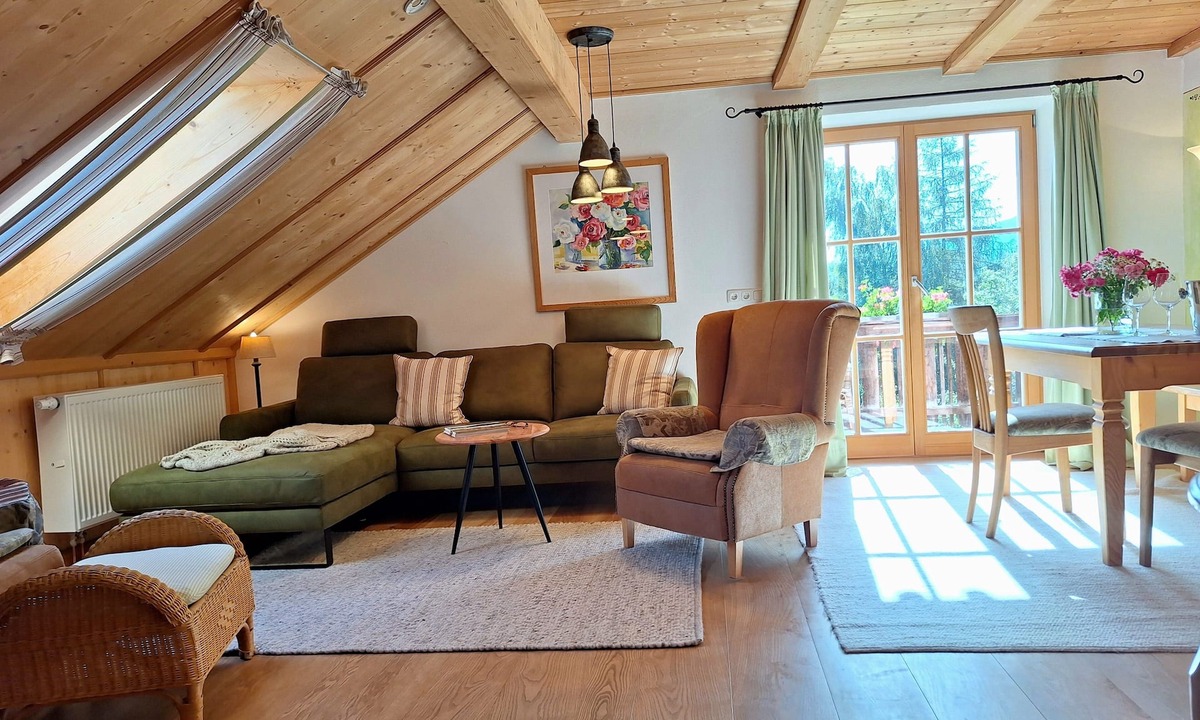 Wackersberg Apartment | Heissbauer Vacation Rental "Rosentraum" with Mountain Views and Two Bedrooms