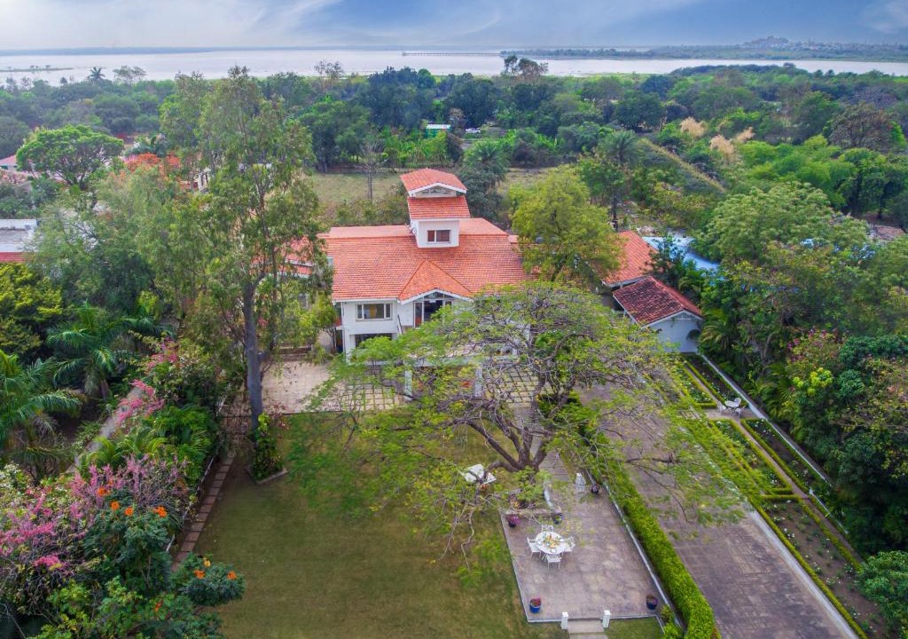 Bhopal Villa | Helen's Garden , Bhopal