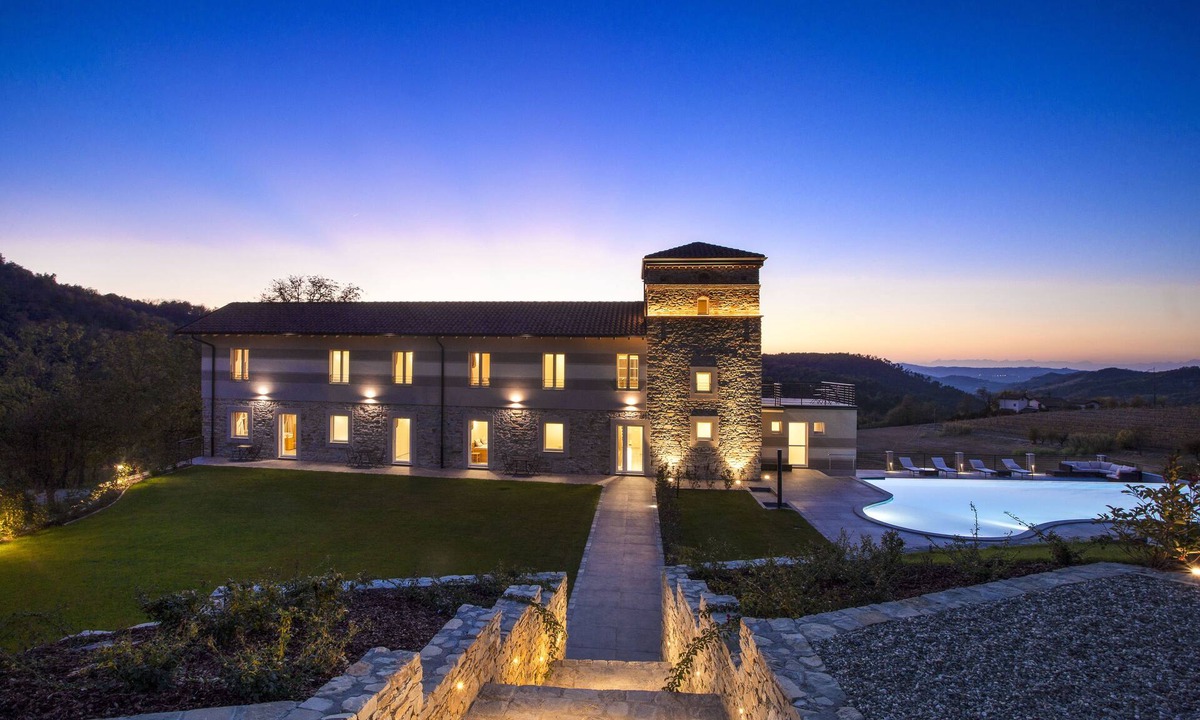 Cremolino Bed & Breakfast | HEMANAIRE